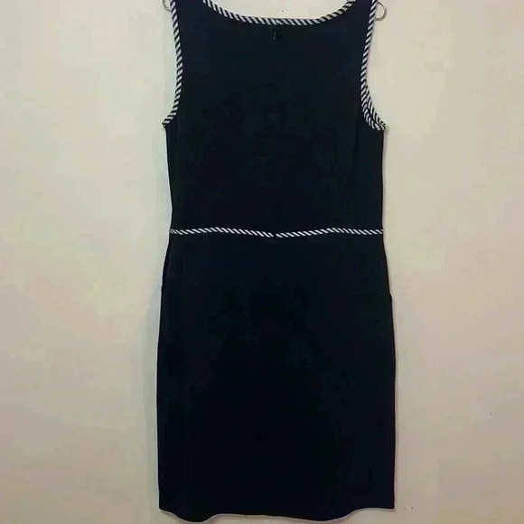St. John Collection Sleeveless Coastal Knit Dress - Picture 3 of 6